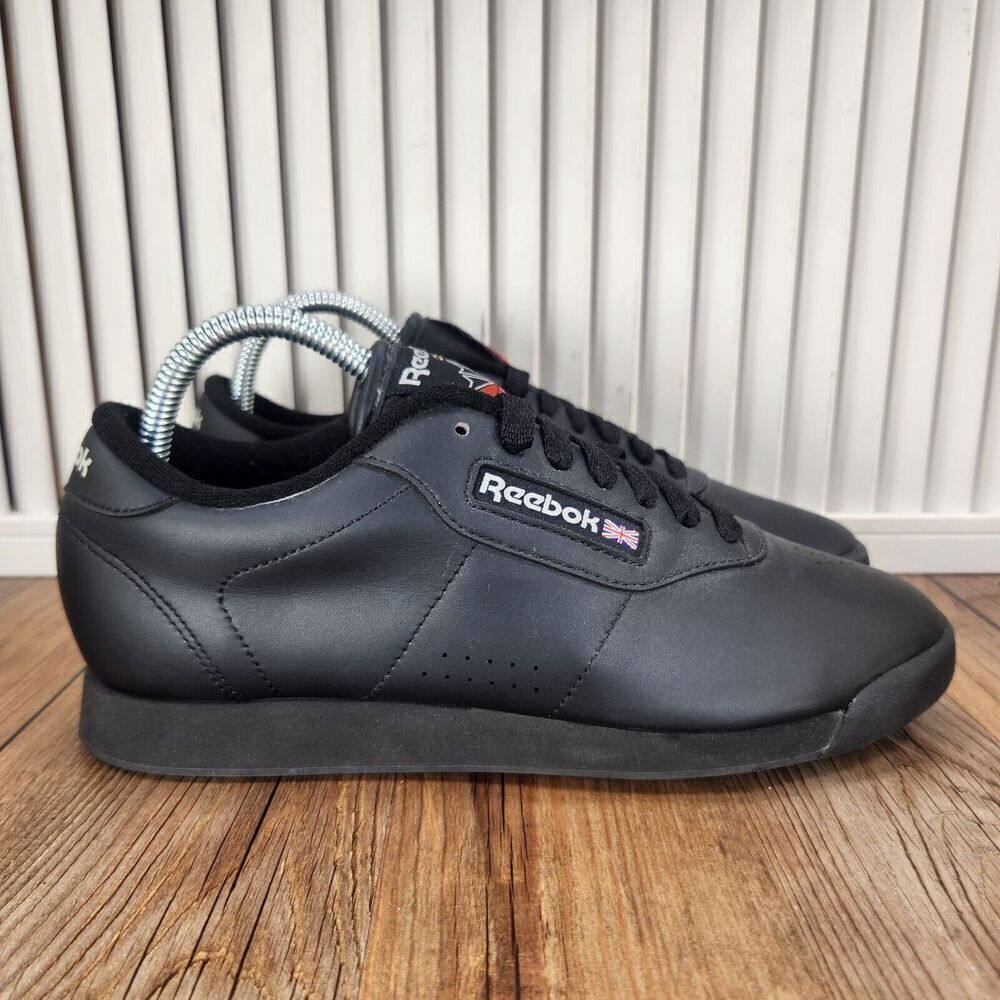 Reebok Classics Princess 30892 Womens Size 8 Triple Black Leather Training Shoes